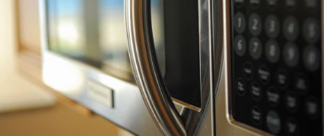 &quot;Putting plastic in microwaves will kill you&quot; and other ridiculous myths